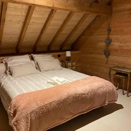 Apartment Les Greniers D Arplane Fourneaux (Savoie)